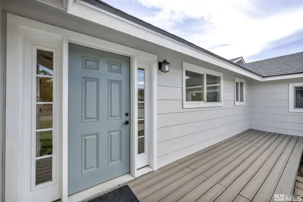 921 Dean Dr, Gardnerville, NV 89460