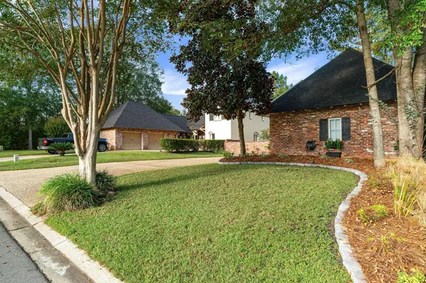 8 Bellerose Rd., Hattiesburg, MS 39402