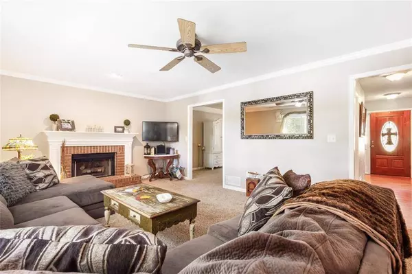 544 LAKEVIEW LN, Hiram, GA 30141