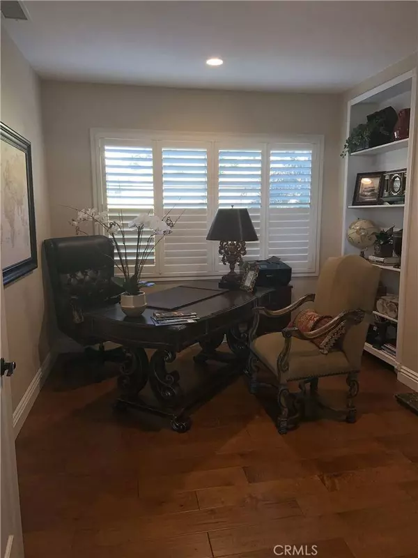 33 Golf Ridge DR, Rancho Santa Margarita, CA 92679