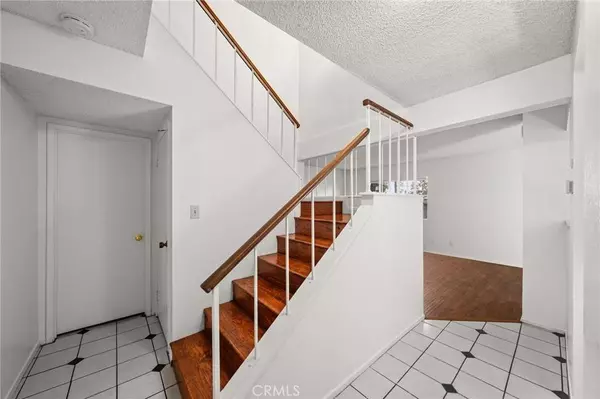 895 E Alvarado ST #L, Pomona, CA 91767