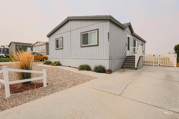 8441 Blue Heaven Ln, Boise, ID 83716