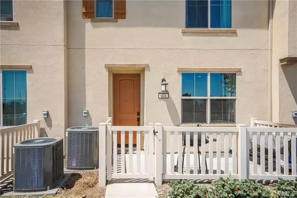 404 N Glenwood AVE, Rialto, CA 92376