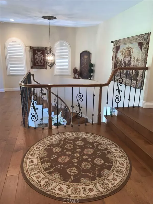 33 Golf Ridge DR, Rancho Santa Margarita, CA 92679