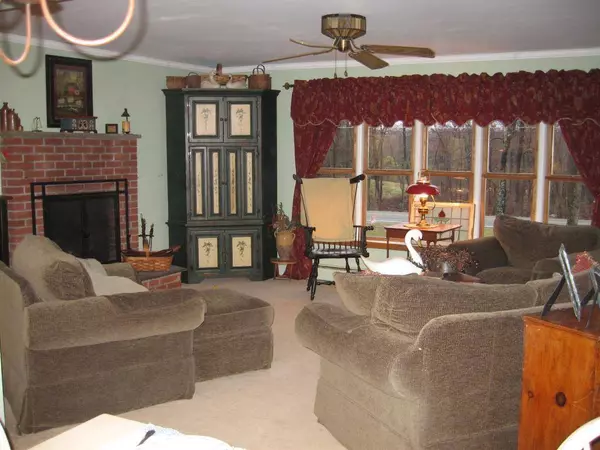 35 Foxwood Ct, Bedminster Twp., NJ 07921