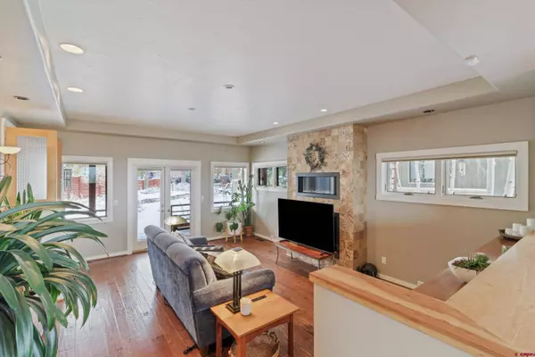 180 Montezuma Place, Durango, CO 81301