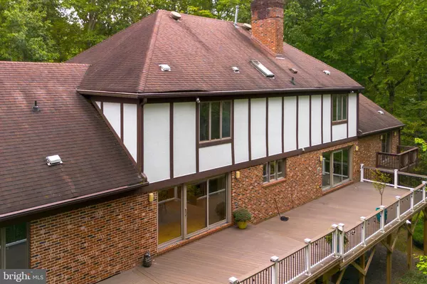 7800 GINGERBREAD LN, Fairfax Station, VA 22039