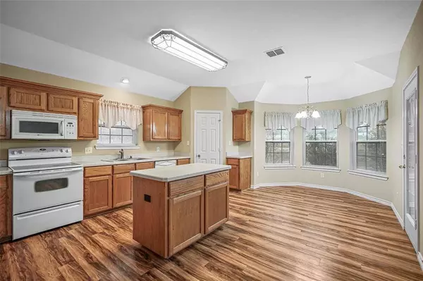 277 Maple Circle, Nevada, TX 75173