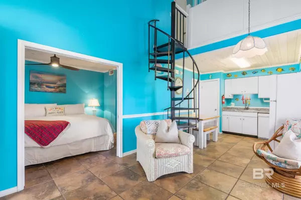 920 W Lagoon Avenue #A211, Gulf Shores, AL 36542