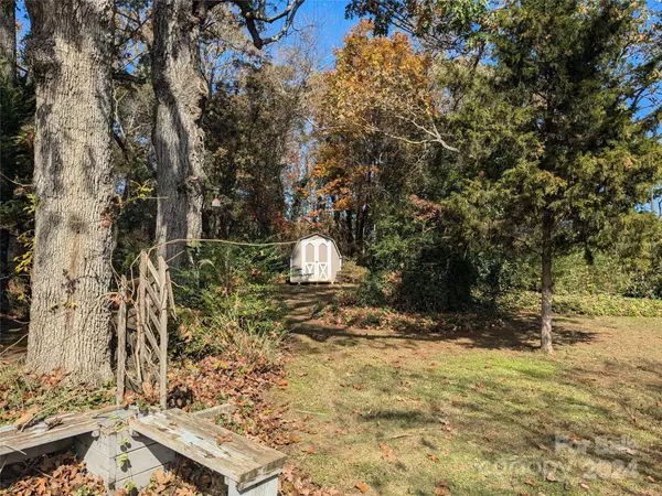 1832 Noah PATH, Conover, NC 28613