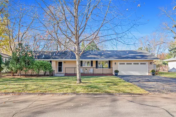 5608 Holiday RD, Minnetonka, MN 55345