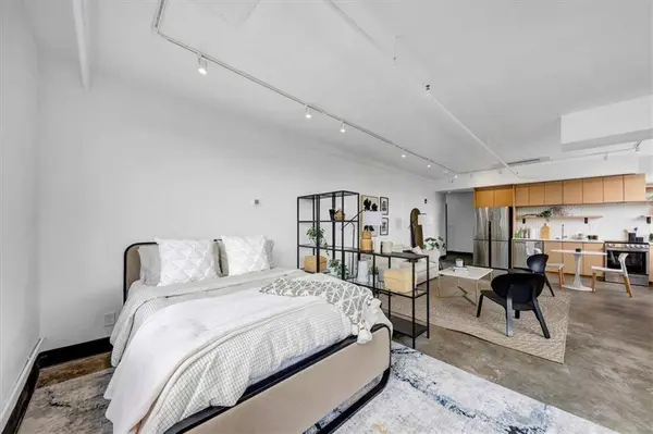 1805 HARVARD AVE #200, College Park, GA 30337