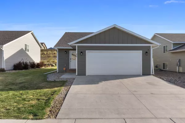 626 Diamond Ridge Boulevard, Rapid City, SD 57702
