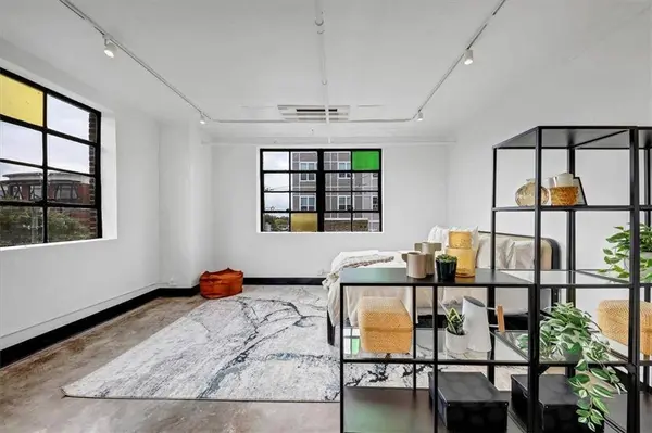 1805 HARVARD AVE #200, College Park, GA 30337