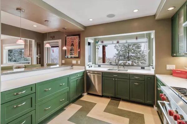 180 Montezuma Place, Durango, CO 81301