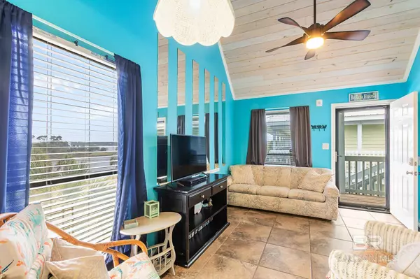 920 W Lagoon Avenue #A211, Gulf Shores, AL 36542