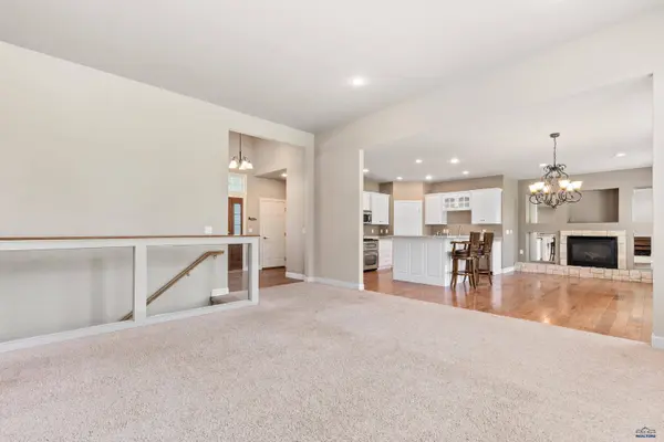 6709 Muirfield Dr, Rapid City, SD 57702