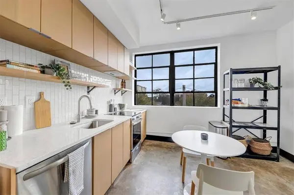 1805 HARVARD AVE #200, College Park, GA 30337