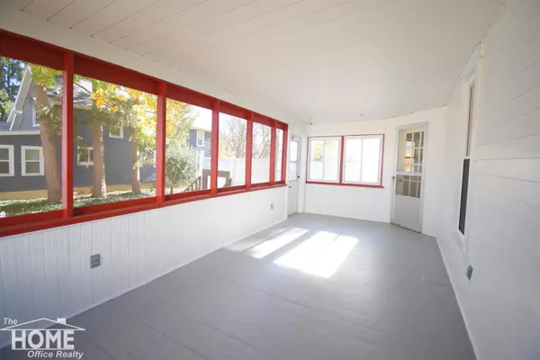 418 W State Street, Corunna, MI 48817