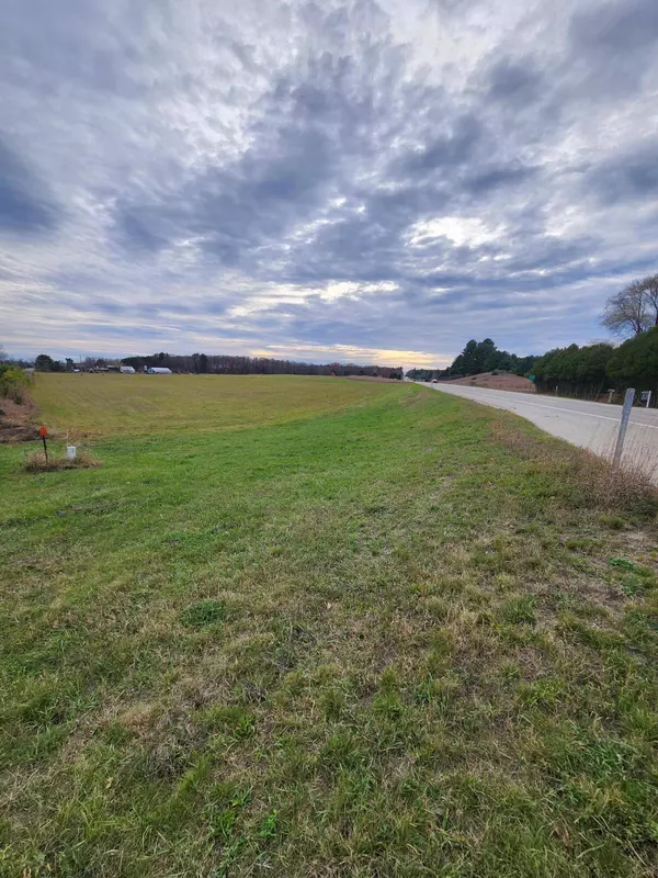 5373 Chippewa Highway, Manistee, MI 49660