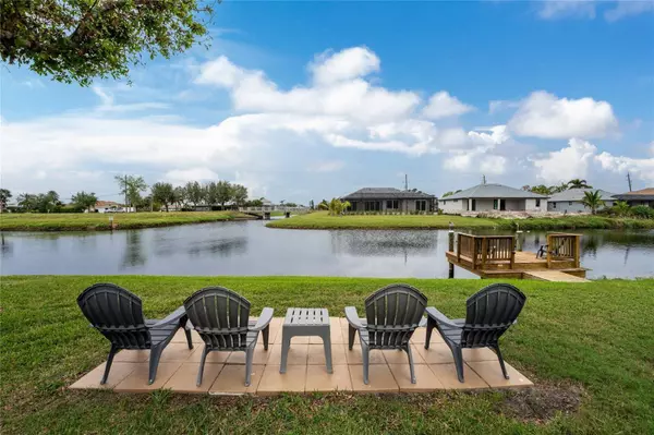 862 BOUNDARY BLVD, Rotonda West, FL 33947