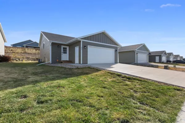 626 Diamond Ridge Boulevard, Rapid City, SD 57702
