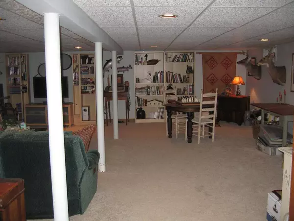 35 Foxwood Ct, Bedminster Twp., NJ 07921