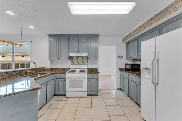 1720 Brandon Lee WAY SW, Marietta, GA 30008