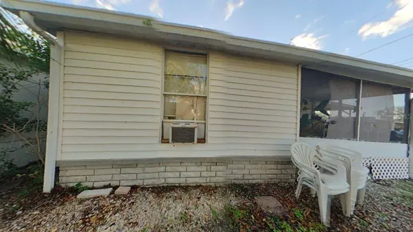 732 DRIFTWOOD LN, Tarpon Springs, FL 34689