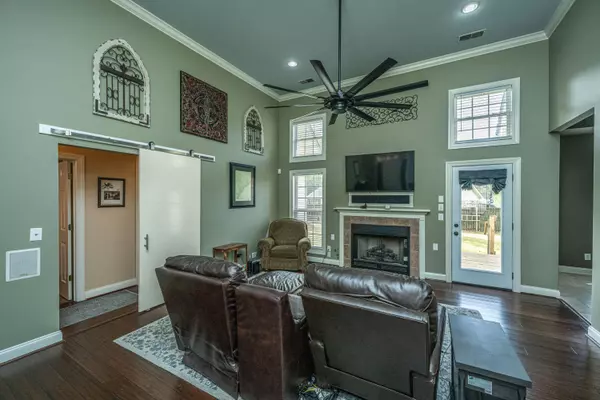 125 Bindon Cir, North Charleston, SC 29418