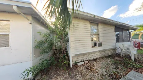 732 DRIFTWOOD LN, Tarpon Springs, FL 34689