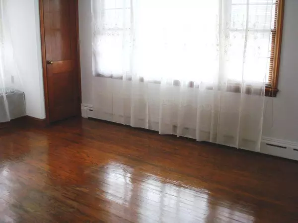 4 Monterey Dr, Wayne Twp., NJ 07470