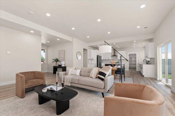 4114 E Beauty Ln, Colbert, WA 99005