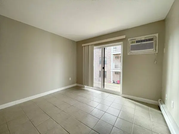 28 Kenmar Dr #267, Billerica, MA 01821