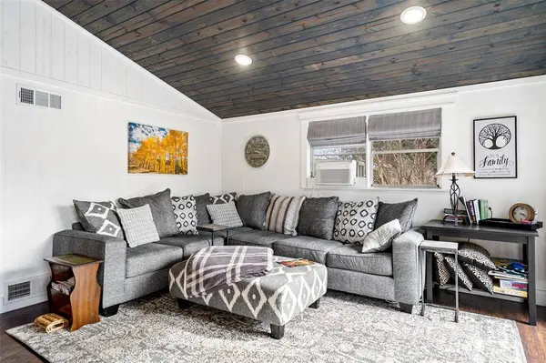 145 County Road 1617, Clifton, TX 76634