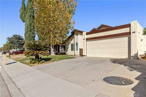 27514 Sycamore Creek DR, Valencia, CA 91354