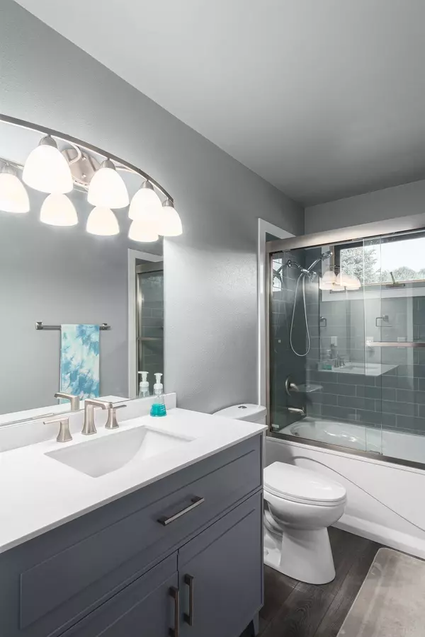 15 Pier Court, Fond Du Lac, WI 54935