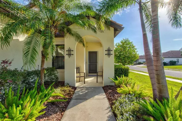 4039 AZURITE WAY, Bradenton, FL 34211