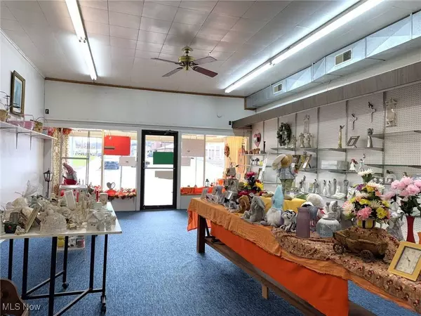 366 Main ST, Grantsville, WV 26147