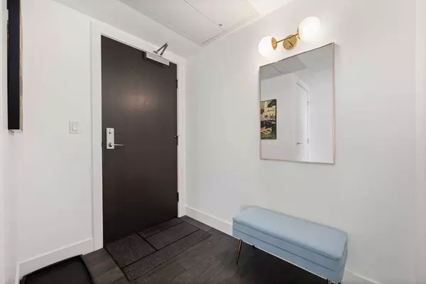 1188 3 ST SE #2802, Calgary, AB T2G 1H8