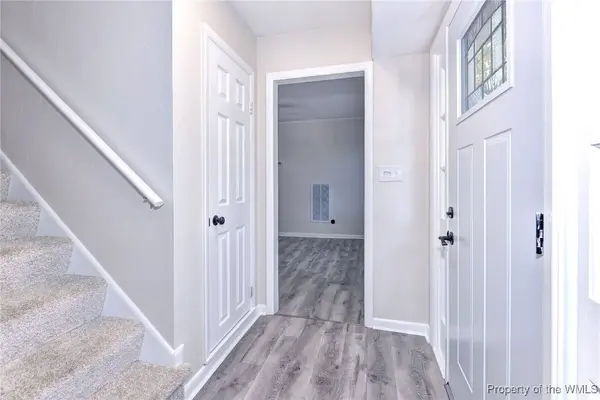 211 Hankins DR, Hampton, VA 23669