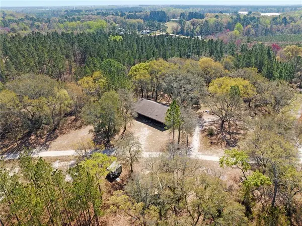 5466 Old Field Cemetery RD, Baxley, GA 31513