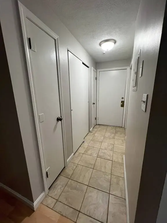 3 Kenmar Dr #5, Billerica, MA 01821