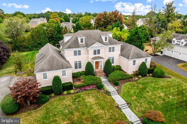 812 LOVELAND RD, Moorestown, NJ 08057