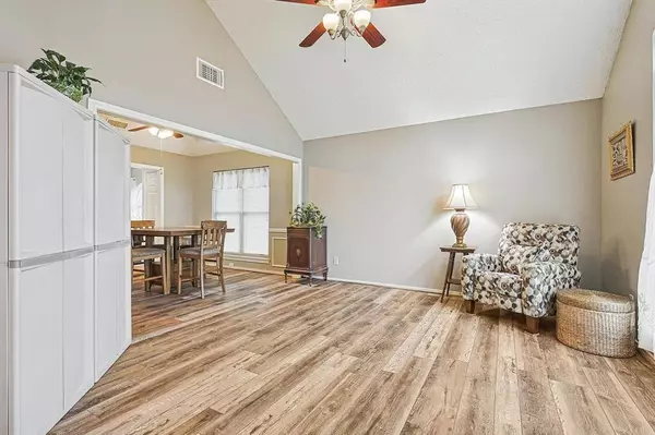 8240 Woodstream Drive, Frisco, TX 75034