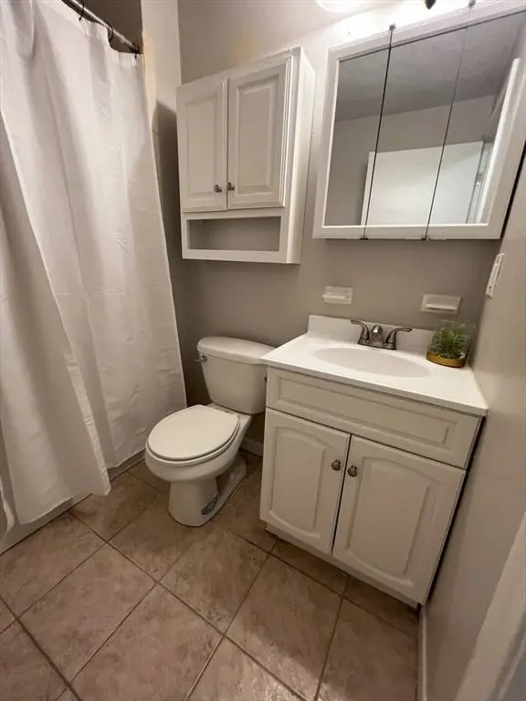 3 Kenmar Dr #5, Billerica, MA 01821