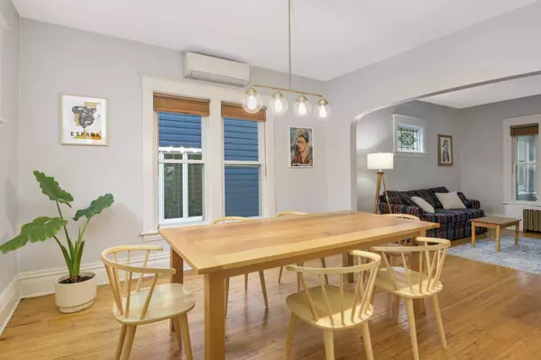 895 Carroll AVE, Saint Paul, MN 55104