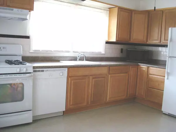 4 Monterey Dr, Wayne Twp., NJ 07470