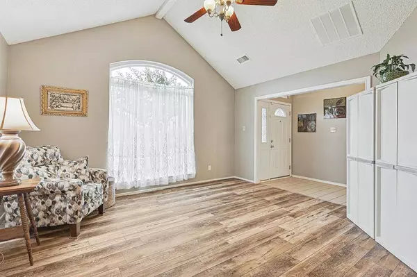 8240 Woodstream Drive, Frisco, TX 75034