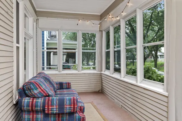 895 Carroll AVE, Saint Paul, MN 55104